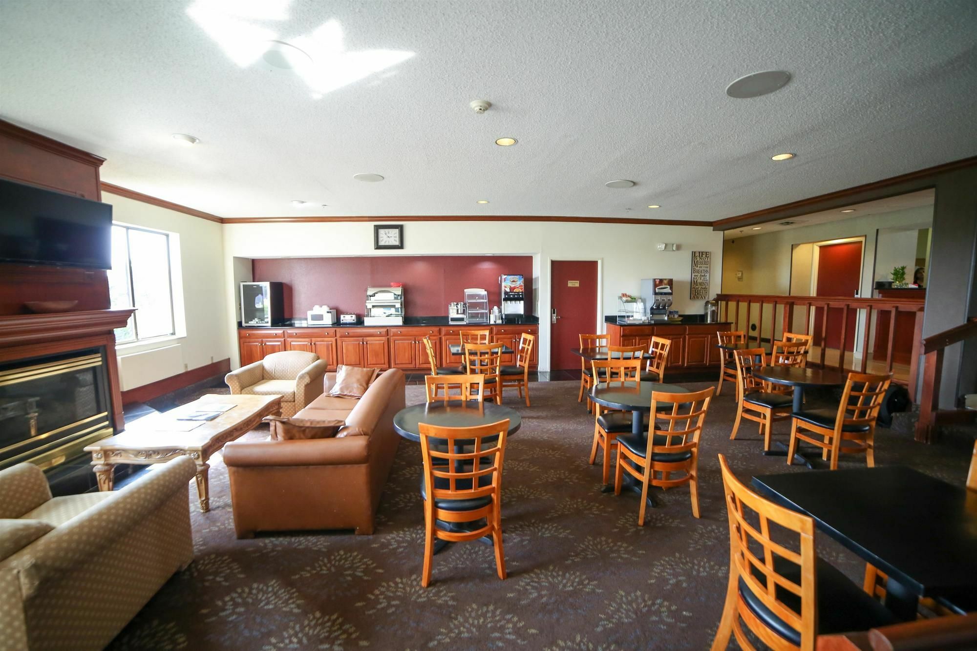 Red Roof Inn Evansville Stacer Exterior foto